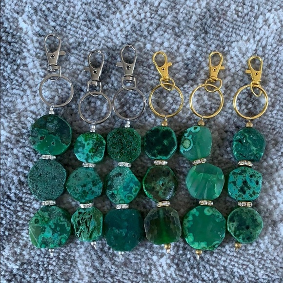 πx2HPπGreen agate stone keychain - Picture 5 of 8